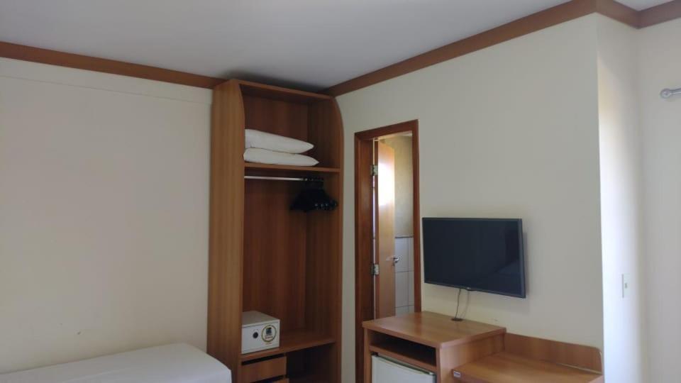 Golden Dolphin Caldas Novas Hotel Oficial Экстерьер фото