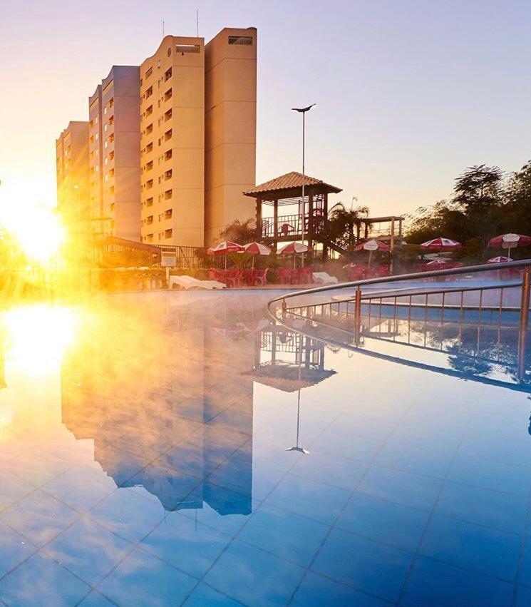 Golden Dolphin Caldas Novas Hotel Oficial Экстерьер фото